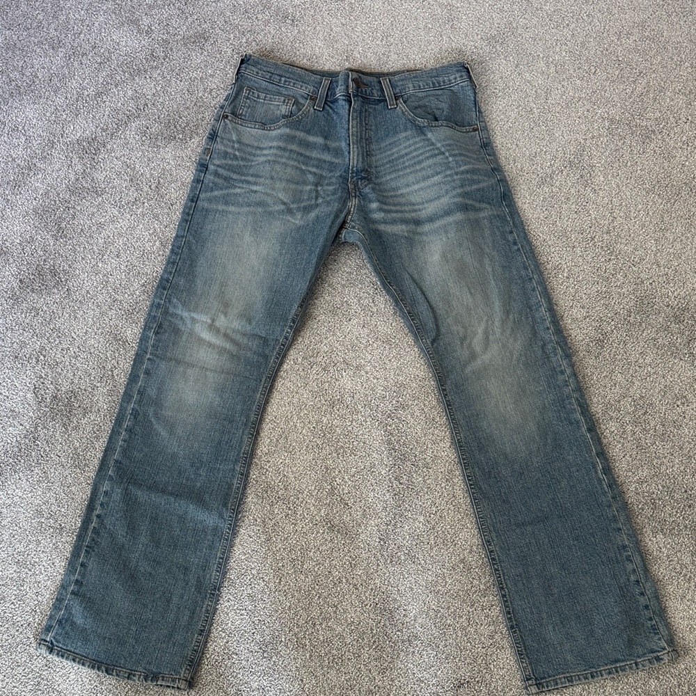 Signature by Levi Strauss Men's Bootcut Jeans in Faded Blue
